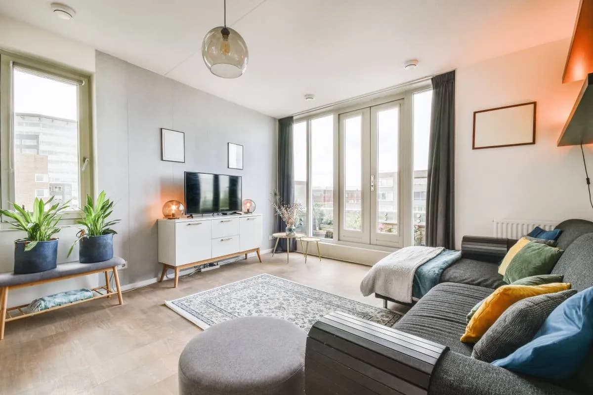 Jak napisać ogłoszenie o wynajem mieszkania, by przyciągnąć najemców